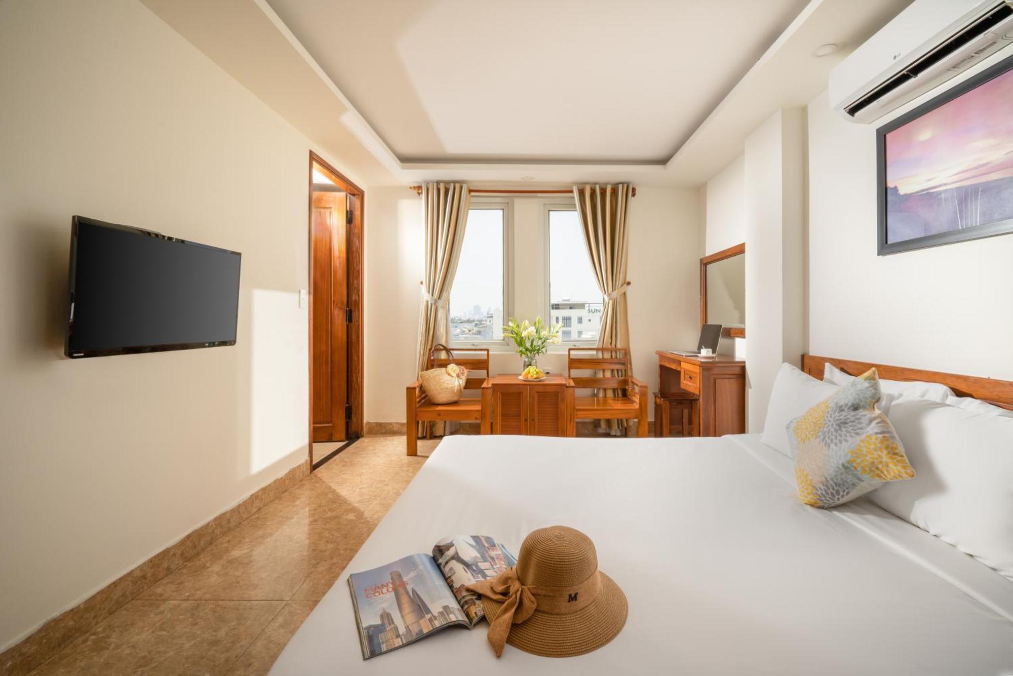 Titan Hotel Da Nang Exterior foto